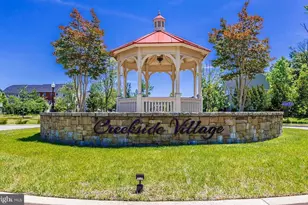 8244 Hickory Hollow Dr, Glen Burnie, MD 21060 - Photo 25