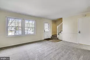 1752 Whitfield Ct, Crofton, MD 21114 - Photo 3