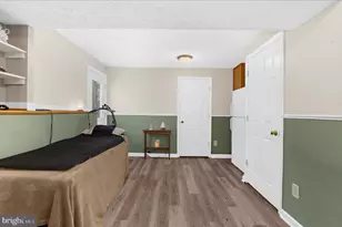 8026 High Oak Rd, Glen Burnie, MD 21060 - Photo 43