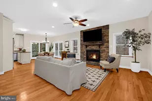 2321 Hickory Rd, Annapolis, MD 21401 - Photo 9