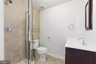 582 Fox River Hills Way, Glen Burnie, MD 21060 - Photo 15