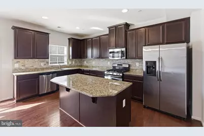 582 Fox River Hills Way, Glen Burnie, MD 21060 - Photo 9