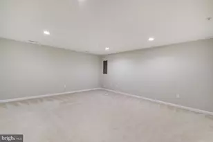 94 W Virginia Ave, Severn, MD 21144 - Photo 15