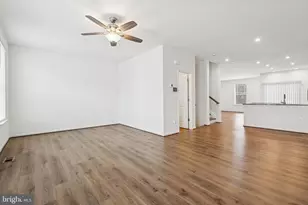 7826 Wolf Run Ln, Severn, MD 21144 - Photo 21