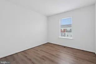 7826 Wolf Run Ln, Severn, MD 21144 - Photo 17