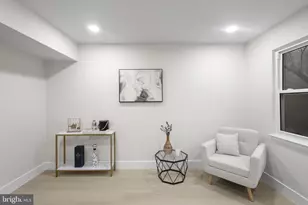 8225 Parham Ct, Severn, MD 21144 - Photo 9