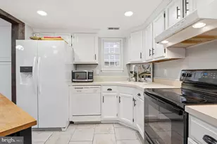 2200 Shore Dr, Edgewater, MD 21037 - Photo 15