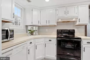 2200 Shore Dr, Edgewater, MD 21037 - Photo 13