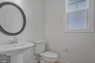 408 Kosmill Dr, Millersville, MD 21108 - Photo 9