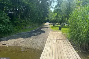 1564 Colony Rd, Pasadena, MD 21122 - Photo 39