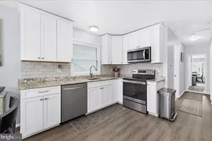 8076 Outing Ave, Pasadena, MD 21122 - Photo 13