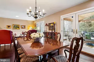 1010 Mastline Dr, Annapolis, MD 21401 - Photo 17