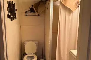 379 Clover Ct, Glen Burnie, MD 21060 - Photo 11