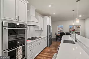 1021 Bluebells Rd, Gambrills, MD 21054 - Photo 5