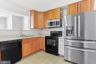 1905 Camelia Ct, Odenton, MD 21113 - Photo 3