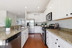 8597 Crooked Tree Ln, Laurel, MD 20724 - Photo 7