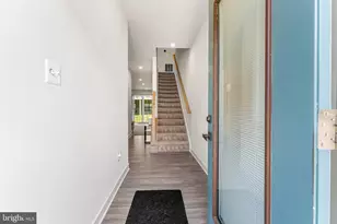 528 Levanna Ln, Glen Burnie, MD 21060 - Photo 3