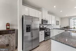 528 Levanna Ln, Glen Burnie, MD 21060 - Photo 17