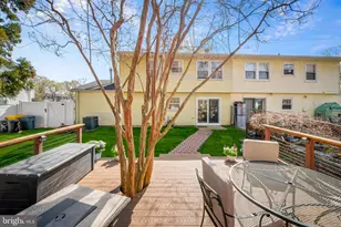 704 Chapelview Dr, Odenton, MD 21113 - Photo 25