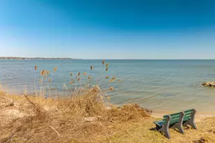 525 James Ave, Tracys Landing, MD 20779 - Photo 9