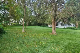 525 James Ave, Tracys Landing, MD 20779 - Photo 5