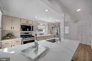 1035 Sunny Brook Dr, Glen Burnie, MD 21060 - Photo 15