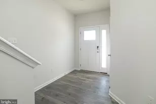 1823 Kellington Ct, Odenton, MD 21113 - Photo 3