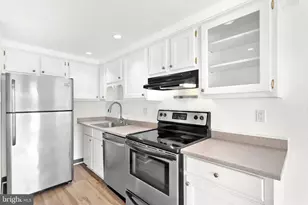 2059 Happy Ln, Crofton, MD 21114 - Photo 11