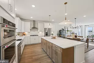 1102 Crested Wood Dr, Laurel, MD 20724 - Photo 5