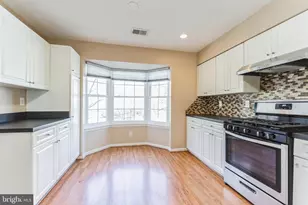 1903 Pawlet Dr, Crofton, MD 21114 - Photo 5