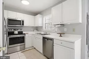 2220 Commissary Cir, Odenton, MD 21113 - Photo 15