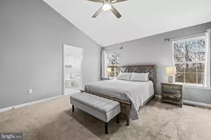 832 Patuxent Run Cir, Odenton, MD 21113 - Photo 13