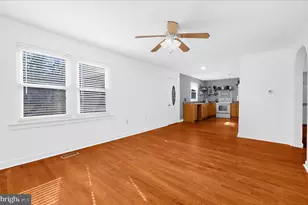 1608 Wall Dr, Pasadena, MD 21122 - Photo 13