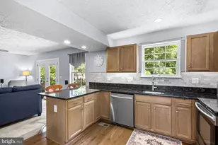 3216 Art Hall Ln, Pasadena, MD 21122 - Photo 17