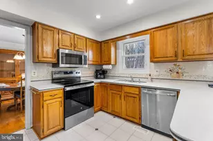 8009 Frontier Dr, Severn, MD 21144 - Photo 11