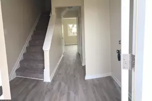 1998 Cambridge Dr, Crofton, MD 21114 - Photo 3