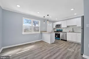 8215 Tomlinson Ct, Severn, MD 21144 - Photo 5