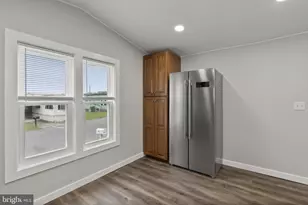 635 Sunset Strip, Brooklyn Park, MD 21225 - Photo 5