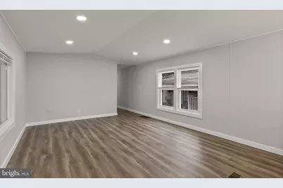 635 Sunset Strip, Brooklyn Park, MD 21225 - Photo 9