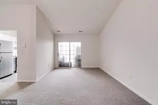 306 Blue Water Ct, Glen Burnie, MD 21060 - Photo 5