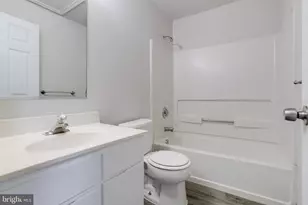 306 Blue Water Ct, Glen Burnie, MD 21060 - Photo 43