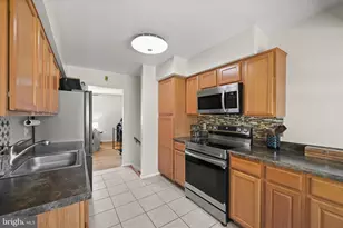 7980 Phirne Rd E, Glen Burnie, MD 21061 - Photo 9