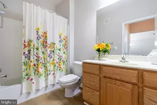 8621 Fluttering Leaf Tr, Odenton, MD 21113 - Photo 11