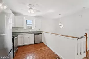 8057 Maywood Ave, Pasadena, MD 21122 - Photo 7