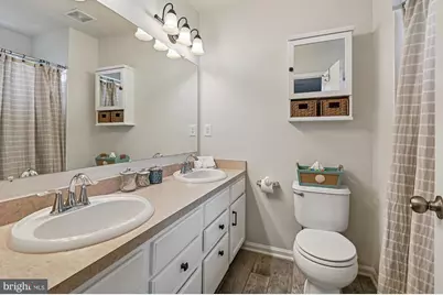 821 Croggan Crescent, Glen Burnie, MD 21060 - Photo 17