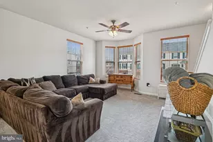 821 Croggan Cres, Glen Burnie, MD 21060 - Photo 5