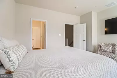 646 Lakemont Drive, Glen Burnie, MD 21060 - Photo 27