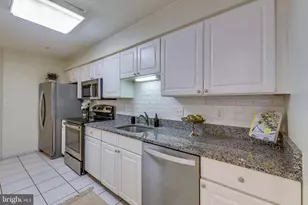 623 Admiral Dr, Annapolis, MD 21401 - Photo 9