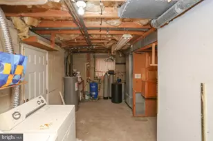 225 Pennsylvania Ave, Pasadena, MD 21122 - Photo 29