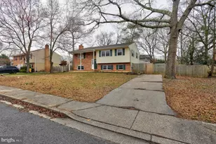 225 Pennsylvania Ave, Pasadena, MD 21122 - Photo 37